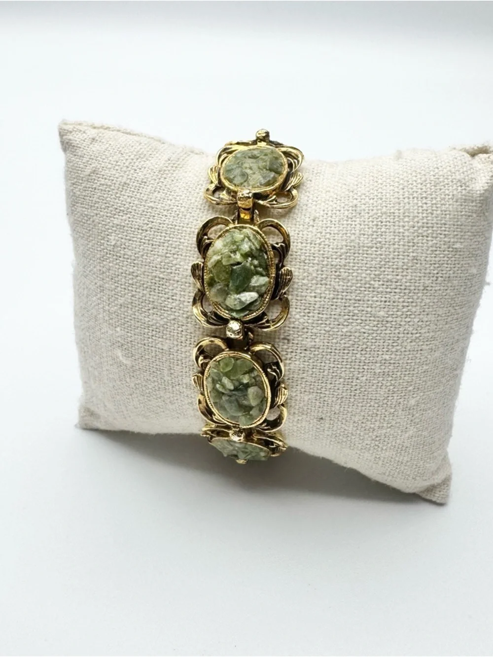 Vintage Green Jade Gold Toned Bracelet